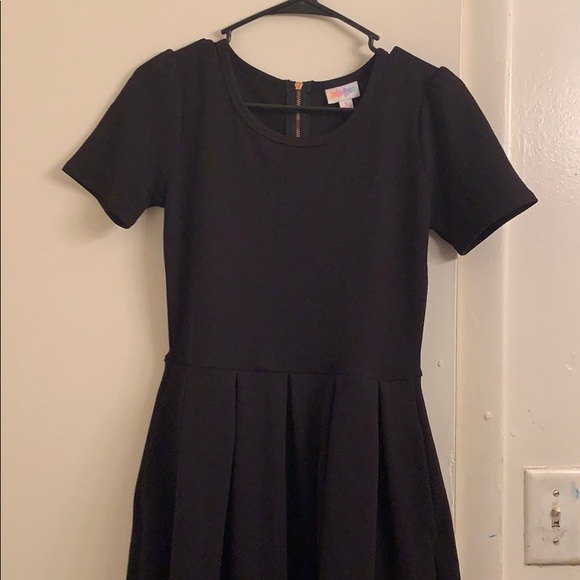 LuLaRoe Dresses & Skirts - Small Amelia by LulaRoe